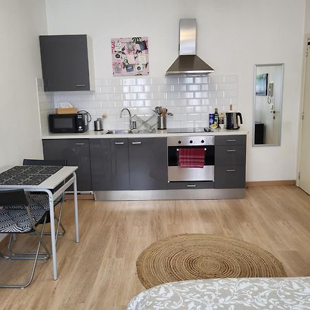 Studios Idealement Situes - Eu Etterbeek Zimmer foto