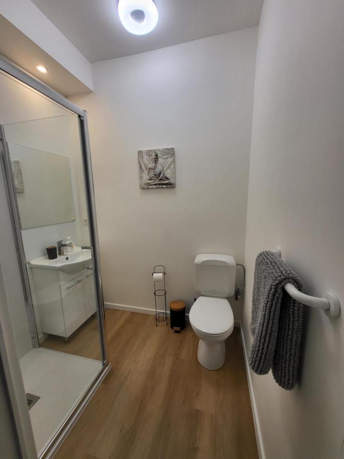 Studios Idealement Situes - Eu Etterbeek Exterior foto